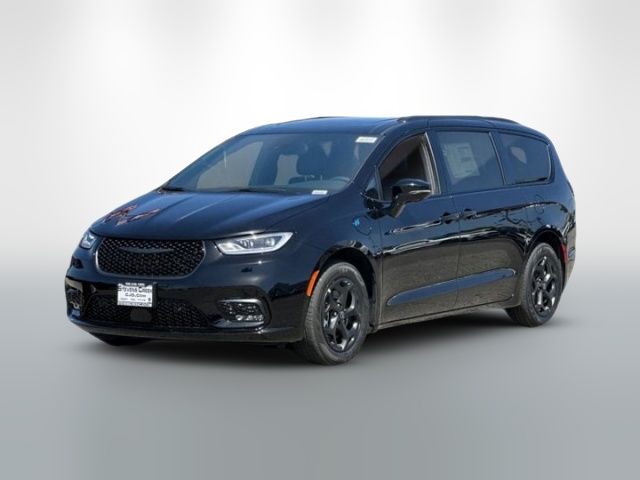 2025 Chrysler Pacifica Hybrid Premium S Appearance Pkg