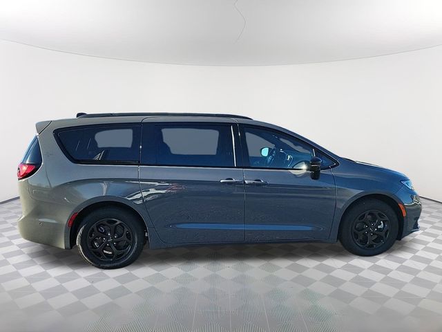 2025 Chrysler Pacifica Hybrid Premium S Appearance Pkg