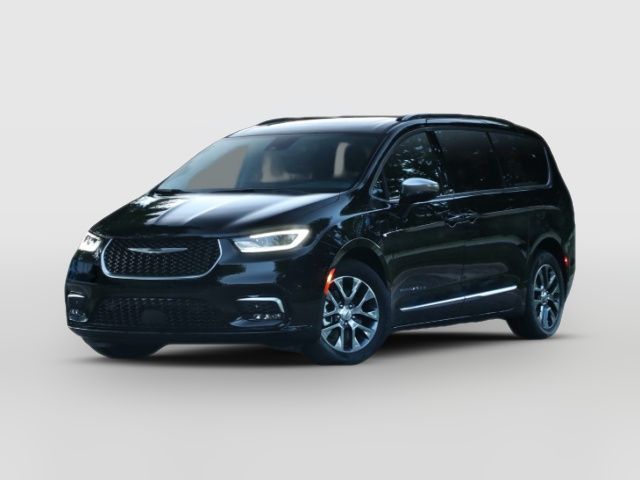 2025 Chrysler Pacifica Hybrid Pinnacle