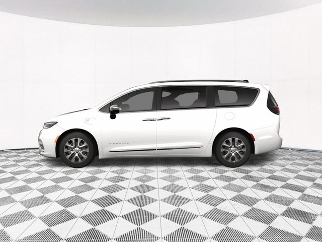 2025 Chrysler Pacifica Hybrid Pinnacle