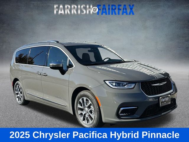 2025 Chrysler Pacifica Hybrid Pinnacle