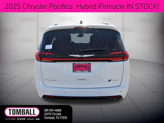 2025 Chrysler Pacifica Hybrid Pinnacle