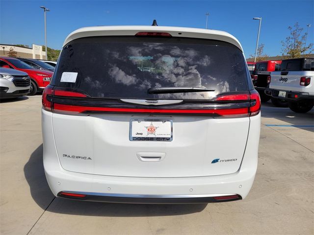 2025 Chrysler Pacifica Hybrid Pinnacle