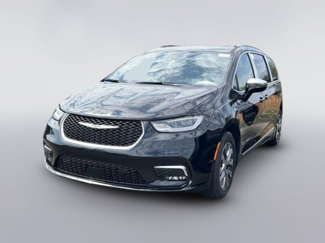 2025 Chrysler Pacifica Hybrid Pinnacle