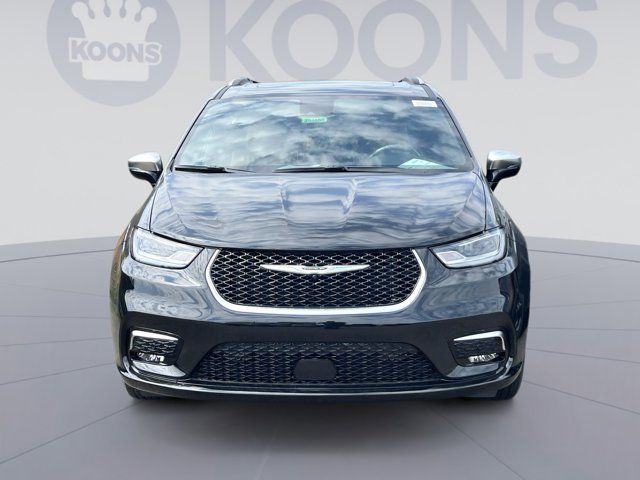 2025 Chrysler Pacifica Hybrid Pinnacle