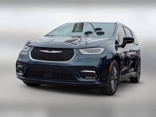 2025 Chrysler Pacifica Hybrid Select