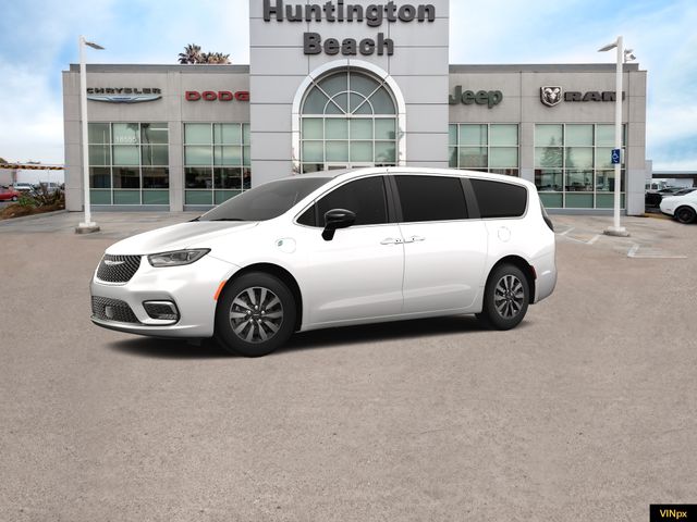 2025 Chrysler Pacifica Hybrid Select