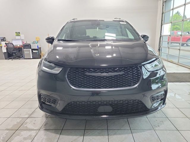 2025 Chrysler Pacifica Hybrid Premium S Appearance Pkg