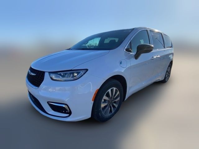 2025 Chrysler Pacifica Hybrid Select