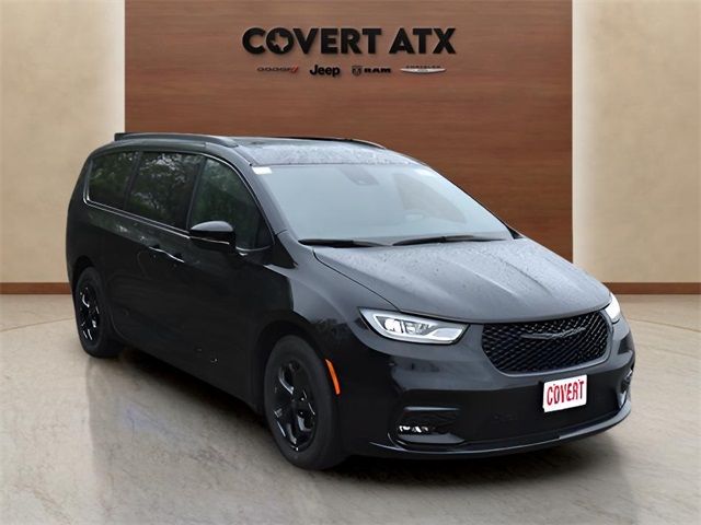 2025 Chrysler Pacifica Hybrid Premium S Appearance Pkg