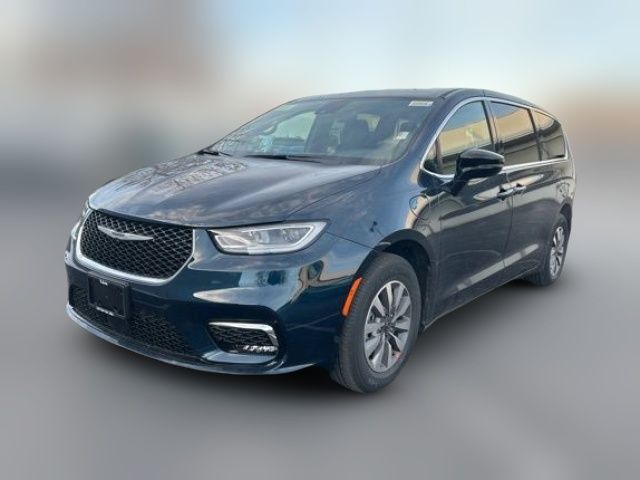 2025 Chrysler Pacifica Hybrid Select