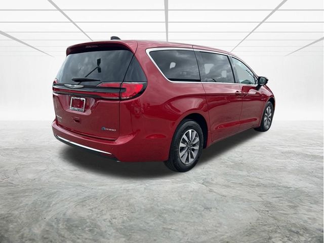 2025 Chrysler Pacifica Hybrid Select