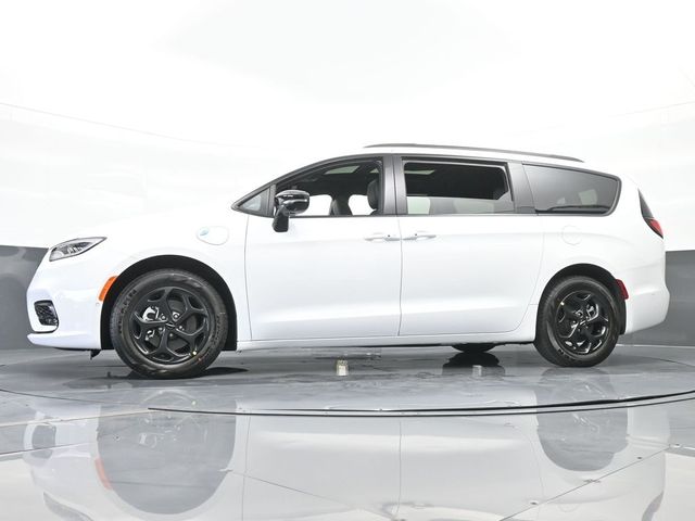 2025 Chrysler Pacifica Hybrid Premium S Appearance Pkg