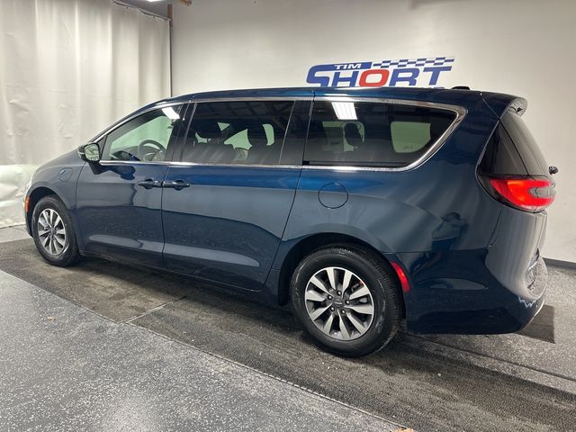 2025 Chrysler Pacifica Hybrid Select