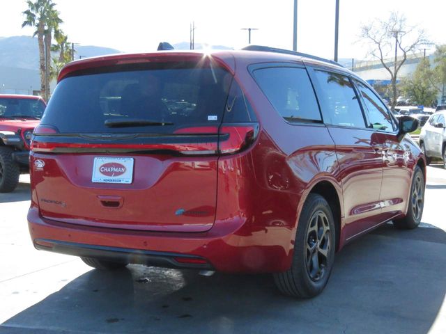 2025 Chrysler Pacifica Hybrid Premium S Appearance Pkg