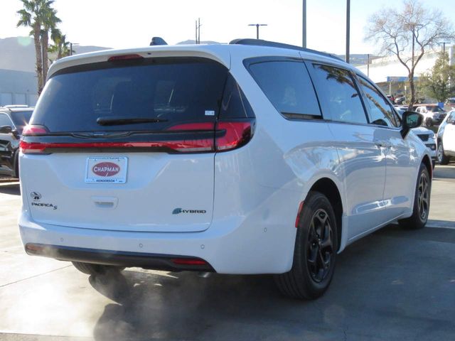 2025 Chrysler Pacifica Hybrid Premium S Appearance Pkg