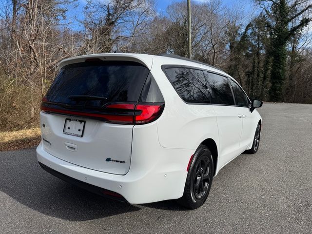 2025 Chrysler Pacifica Hybrid Premium S Appearance Pkg