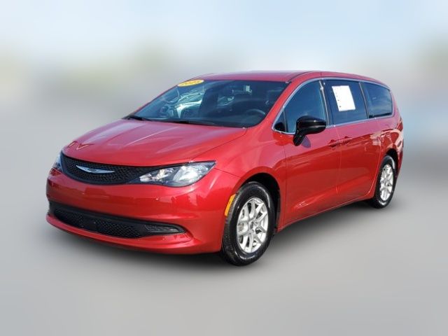 2025 Chrysler Voyager LX