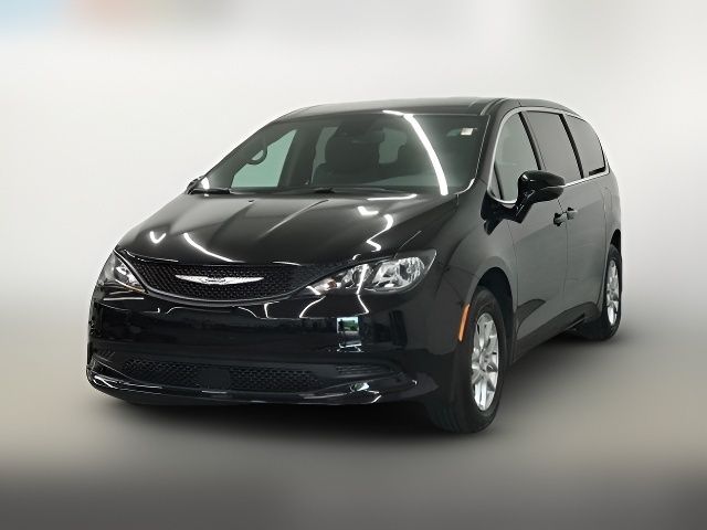 2025 Chrysler Voyager LX