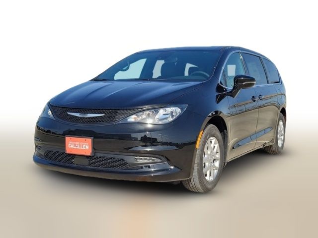 2025 Chrysler Voyager LX