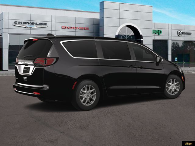 2025 Chrysler Voyager LX