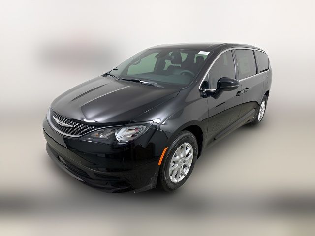 2025 Chrysler Voyager LX