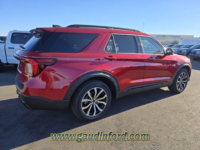 2025 Ford Explorer ST