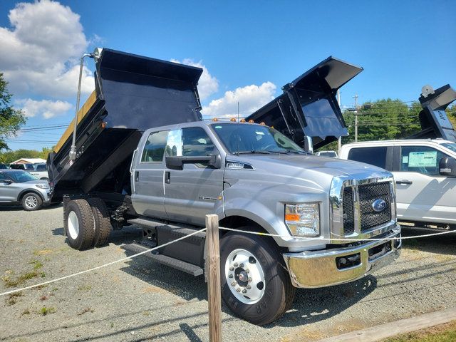 2025 Ford F-650 Base