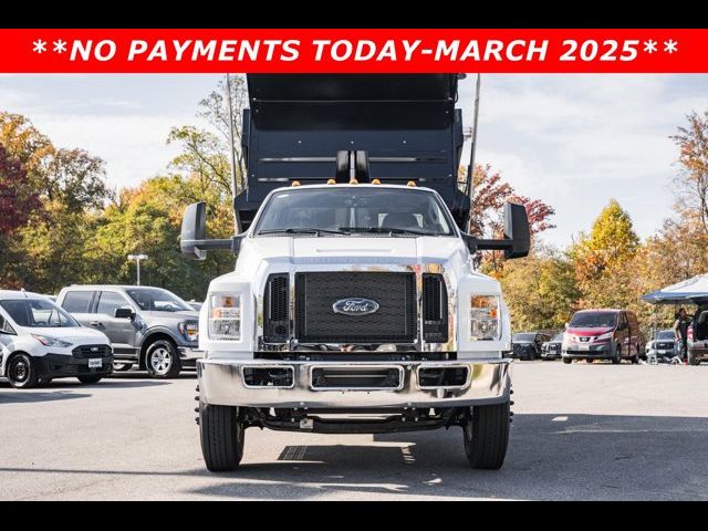 2025 Ford F-650 Base