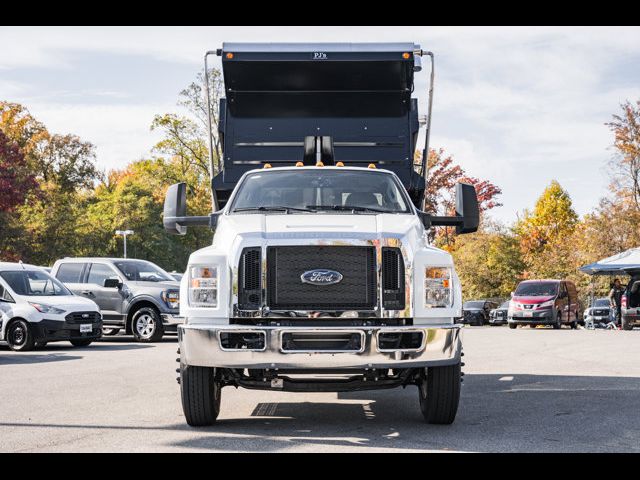 2025 Ford F-650 Base