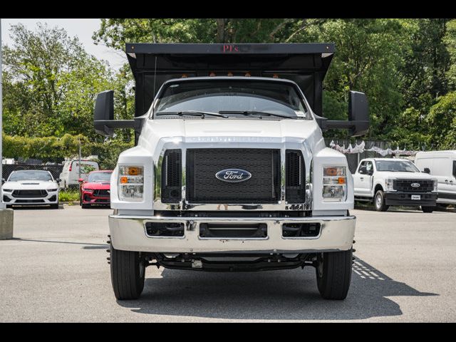 2025 Ford F-650 Base