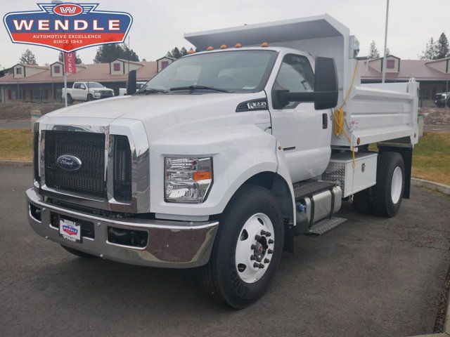 2025 Ford F-650 Base