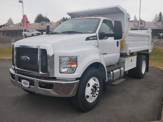 2025 Ford F-650 Base