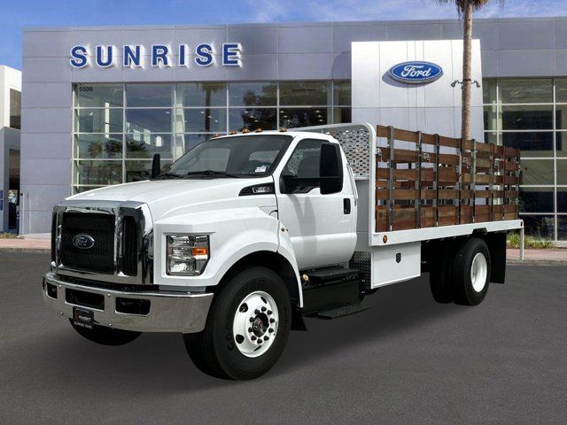 2025 Ford F-650 Base