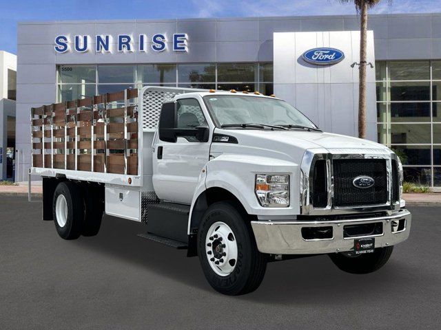 2025 Ford F-650 Base