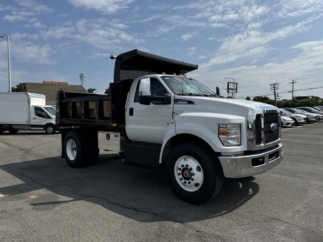 2025 Ford F-650 Base