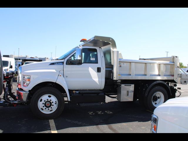 2025 Ford F-750 Straight Frame Gas