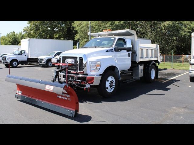 2025 Ford F-750 Straight Frame Gas