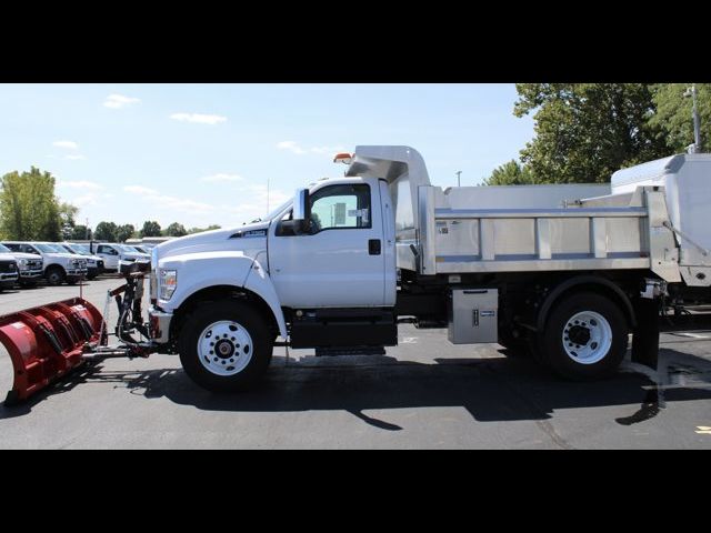 2025 Ford F-750 Straight Frame Gas