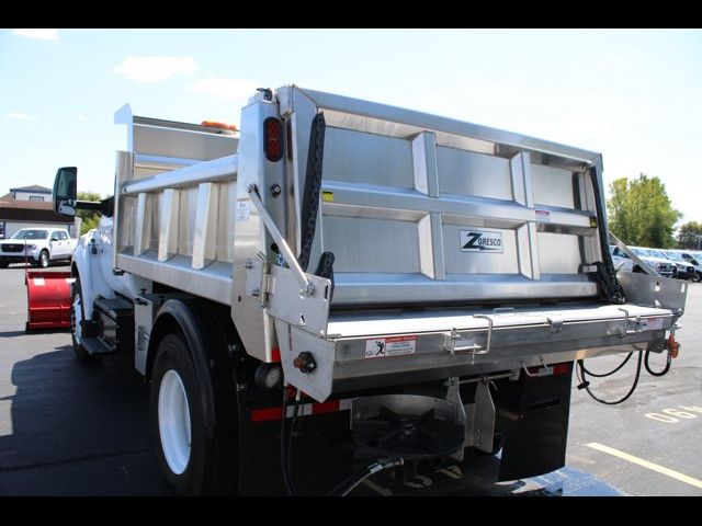 2025 Ford F-750 Straight Frame Gas