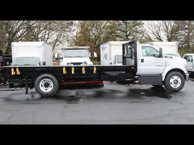 2025 Ford F-750 Base