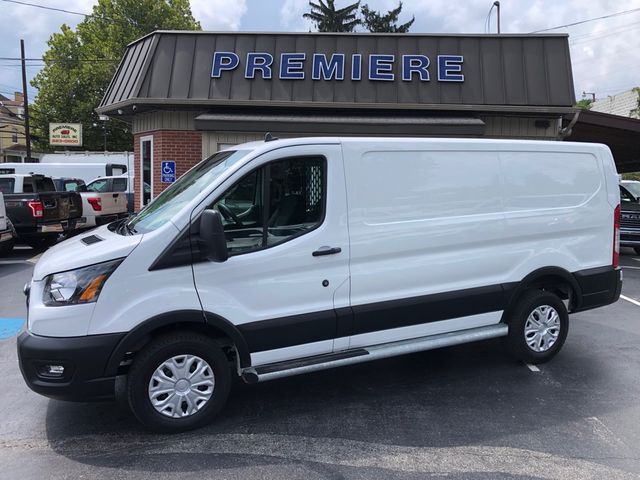 2025 Ford Transit Base