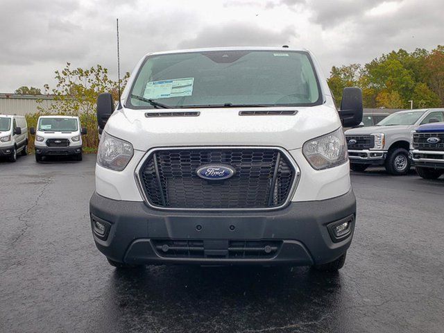 2025 Ford Transit Base