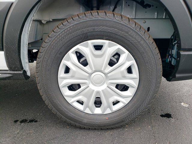 2025 Ford Transit Base