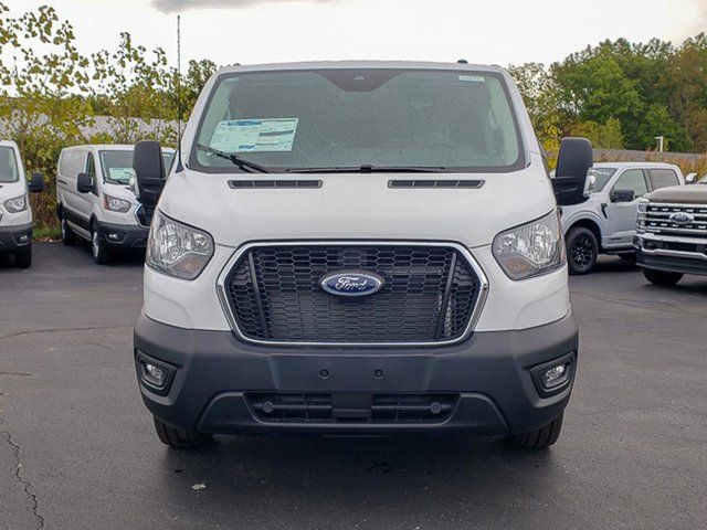 2025 Ford Transit Base
