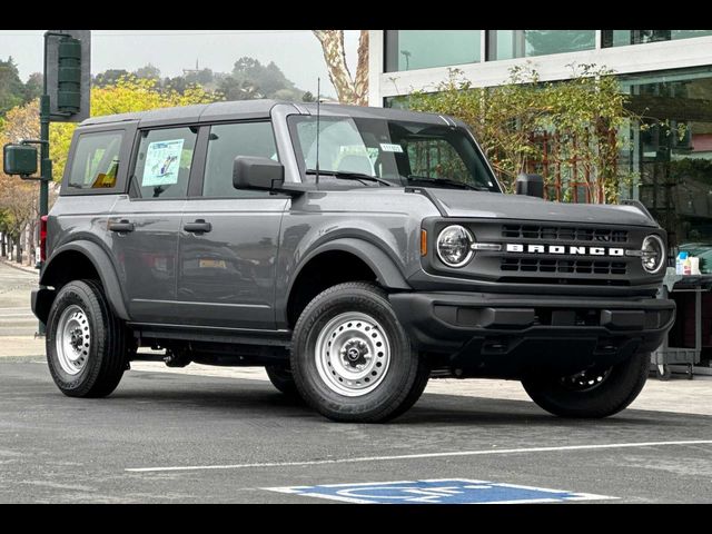 2025 Ford Bronco Base