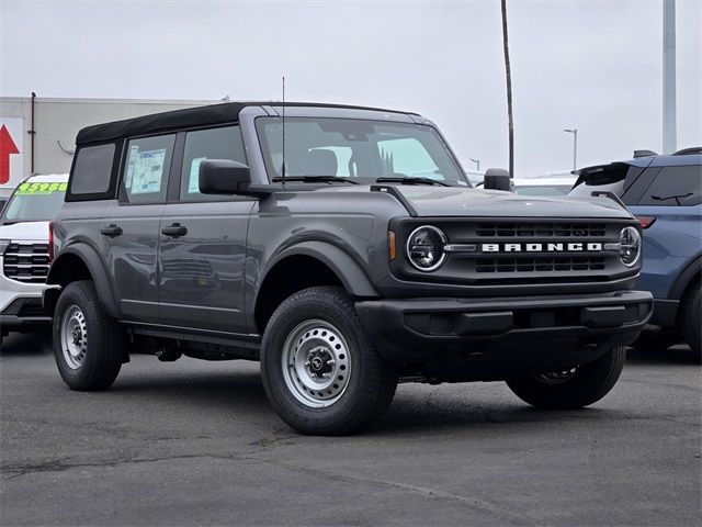 2025 Ford Bronco Base