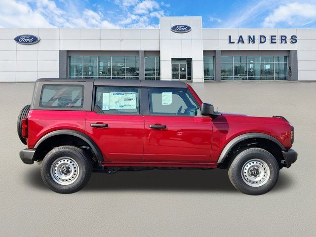 2025 Ford Bronco Base