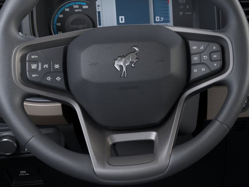 Vehicle image 14 of 25