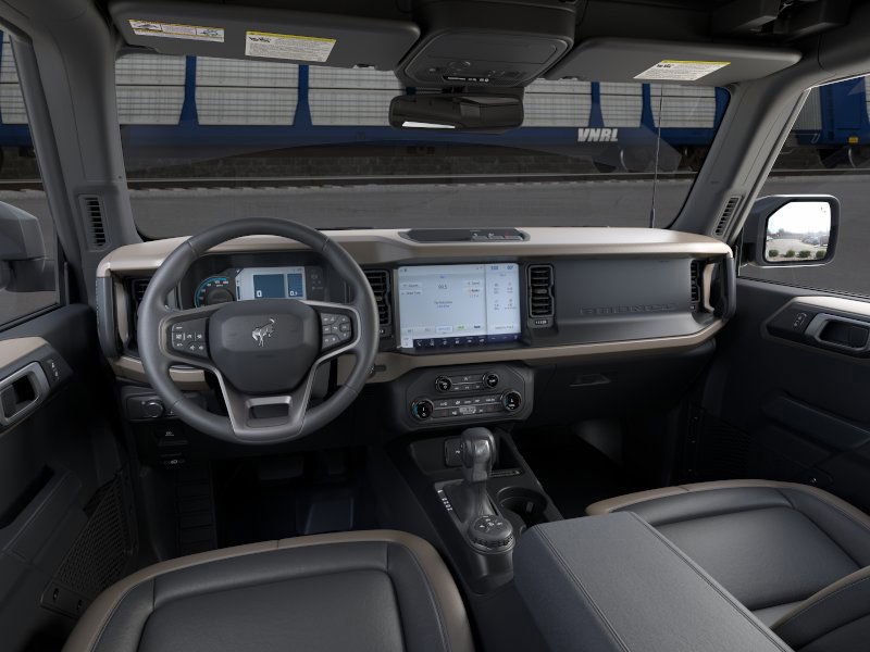 Vehicle image 9 of 25